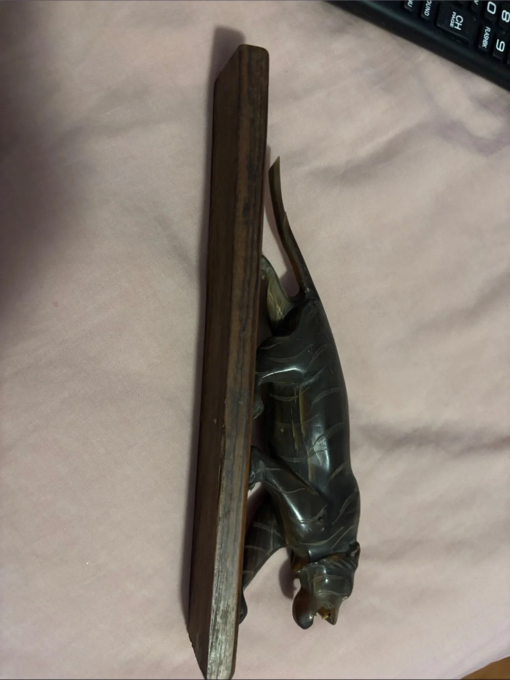 Vintage Carved Wooden panther Figurine - Dark Brown - Picture 5 of 5